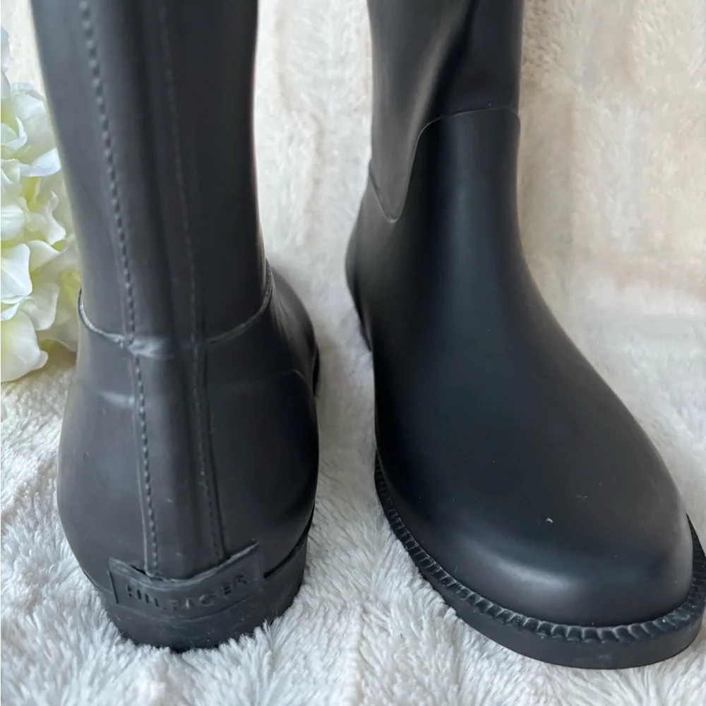 Tommy Hilfiger Rain boots Black with Red Interior size 9